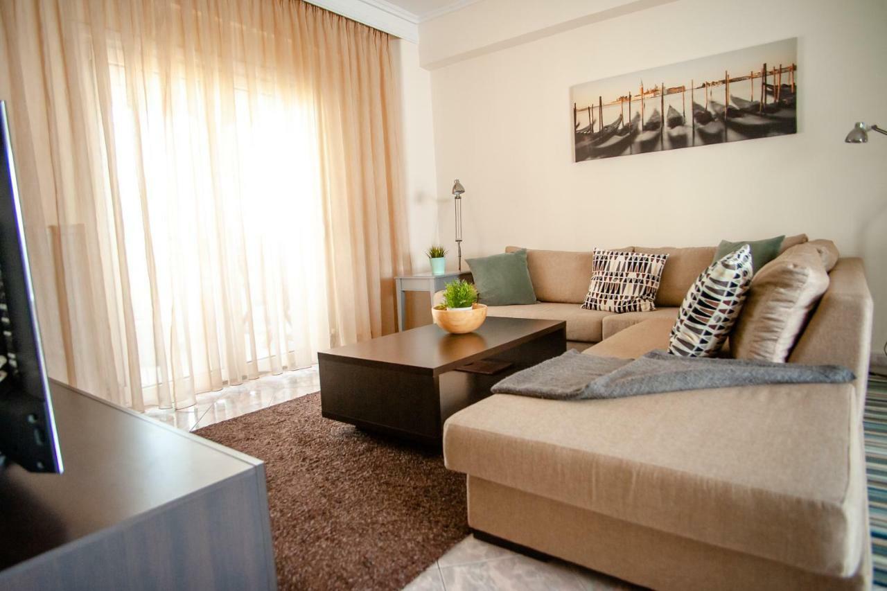 Aegean Family Apartment Peraía Dış mekan fotoğraf